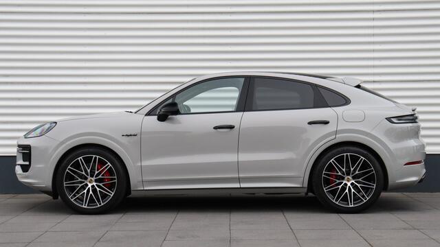 Porsche CAYENNE Coupé S E-Hybrid SportDesign | Stoelventilatie | InnoDrive | HD Matrix | Soft-Close | BOSE Sound | Sportuitlaat