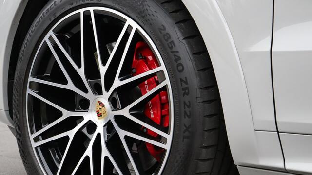 Porsche CAYENNE Coupé S E-Hybrid SportDesign | Stoelventilatie | InnoDrive | HD Matrix | Soft-Close | BOSE Sound | Sportuitlaat