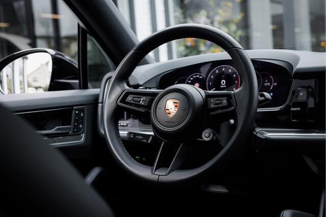Porsche CAYENNE Coupé 3.0 E-Hybrid Sport Chrono Passenger Display - 18-weg Zetels - Trekhaak