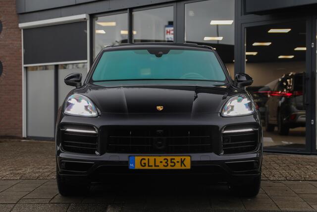 Porsche CAYENNE 3.0 E-Hybrid | Nachtzicht assistent | Sportdesign | Bose | Matrix | 22'' | Softclose