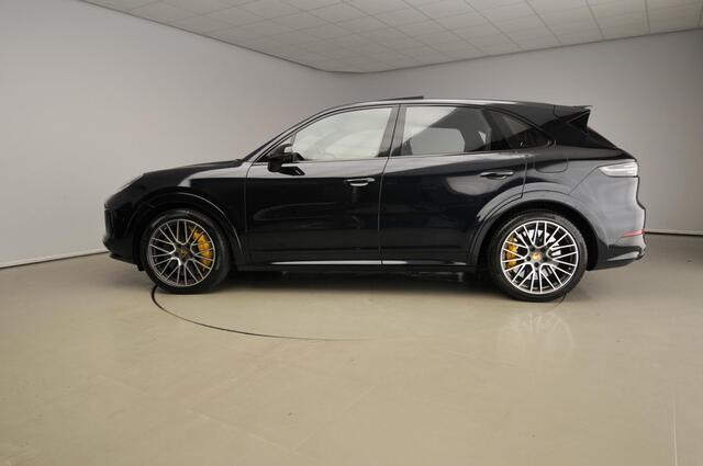 Porsche CAYENNE Turbo S E-Hybrid | SportDesign Carbon | Keramisch | Sportuitlaat | Panorama | Burmester 3D