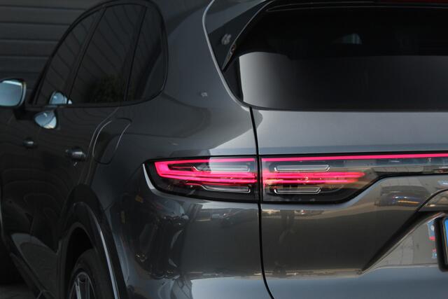 Porsche CAYENNE 4.0 Turbo S E-Hybrid | Pano | BOSE | Luchtvering