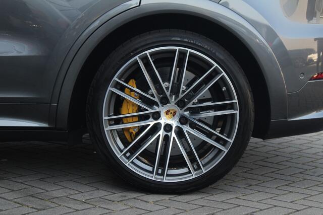 Porsche CAYENNE 4.0 Turbo S E-Hybrid | Pano | BOSE | Luchtvering