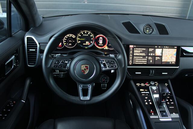 Porsche CAYENNE 4.0 Turbo S E-Hybrid | Pano | BOSE | Luchtvering