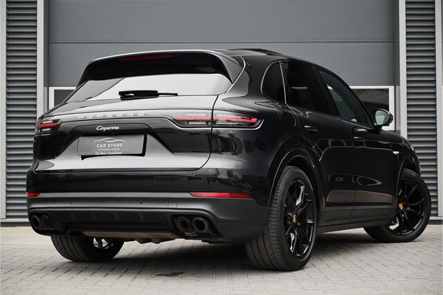 Porsche CAYENNE 3.0 E-Hybrid 462 PK / PANO / SPORTCHRONO / LED MATRIX / BOSE / MEMORY / ACC / STOELKOELING