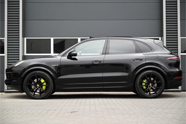 Porsche CAYENNE 3.0 E-Hybrid 462 PK / PANO / SPORTCHRONO / LED MATRIX / BOSE / MEMORY / ACC / STOELKOELING