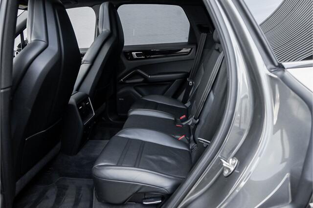Porsche CAYENNE 3.0 E-Hybrid Sport Design Pano ACC Luchtv Bose 1e Eig
