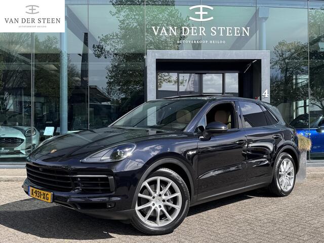 Porsche CAYENNE 3.0 E-Hybrid 4Wiel sturing | 1e Eigenaar | Sport Chrono | Head-Up