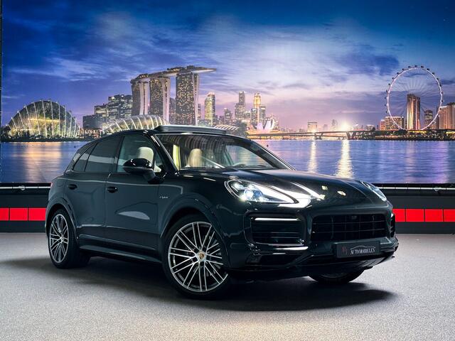 Porsche CAYENNE 3.0 E-Hybrid |Burmester|SportDesign+Chrono|HUD|Alcantara|NL NAP