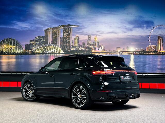 Porsche CAYENNE 3.0 E-Hybrid |Burmester|SportDesign+Chrono|HUD|Alcantara|NL NAP