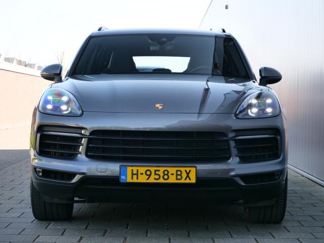 Porsche CAYENNE 3.0 E-Hybrid 470pk AUTOMAAT Trekhaak / Sportstoelen / Leder / Camera / Luchtvering