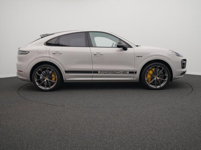 Porsche CAYENNE Turbo S E-Hybrid Coupé