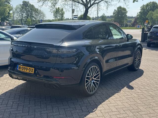 Porsche CAYENNE Coupé 3.0 / Trekhaak / Panoramadak / Camera / Luchtvering / 22'' / Bose / Stoelventilatie / Sportchrono / Stoelverwarming / DAB / ACC