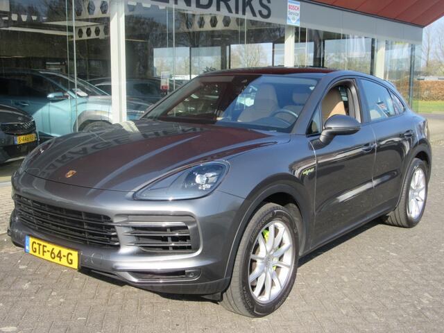Porsche CAYENNE Coupé 3.0 E-Hybrid, Leder , Panodak, Sportchrono pakket (occasion)