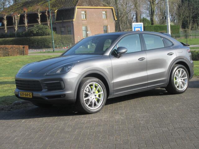 Porsche CAYENNE Coupé 3.0 E-Hybrid, Leder , Panodak, Sportchrono pakket (occasion)