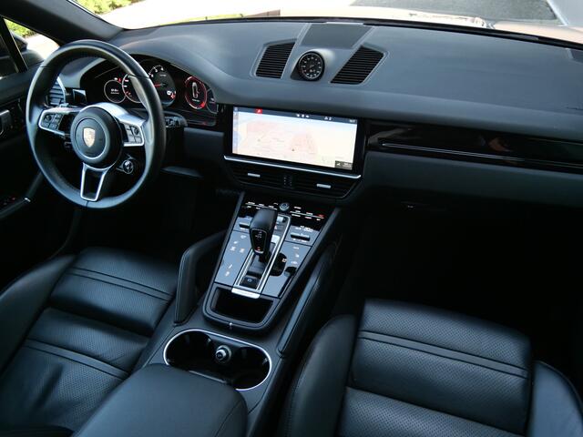 Porsche CAYENNE Coupé 3.0 340pk AUTOMAAT Panoramadak / BOSE Soundsystem / Luchtvering