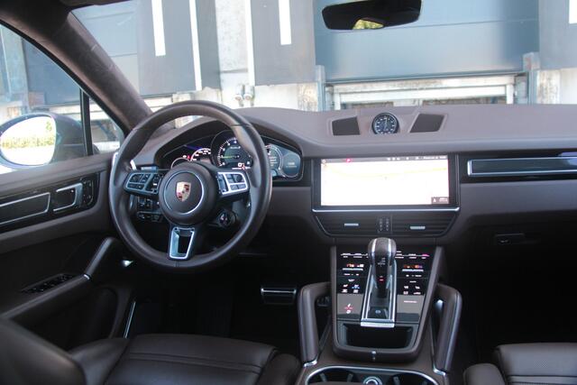 Porsche CAYENNE Coupé 4.0 Turbo S E-Hybrid