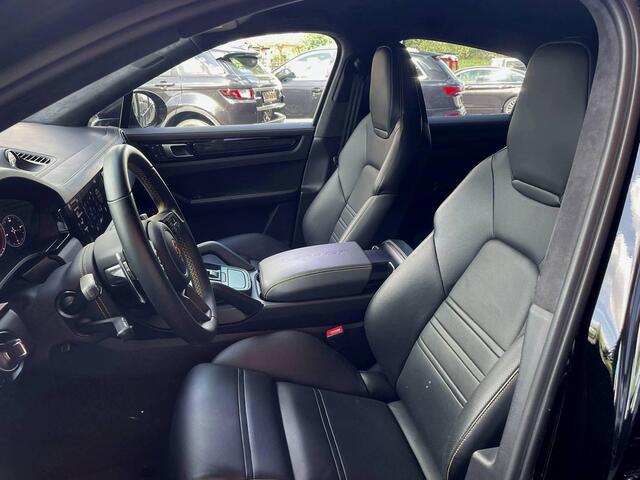 Porsche CAYENNE Coupé 4.0 Turbo GT