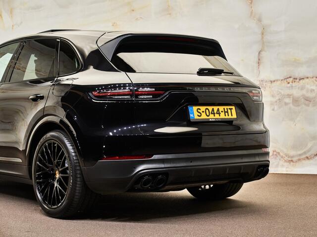Porsche CAYENNE 3.0 E-Hybrid, Bose, pano, 21", sportchrono, luchtv., surround vieuw, ACC, keyless, privacy