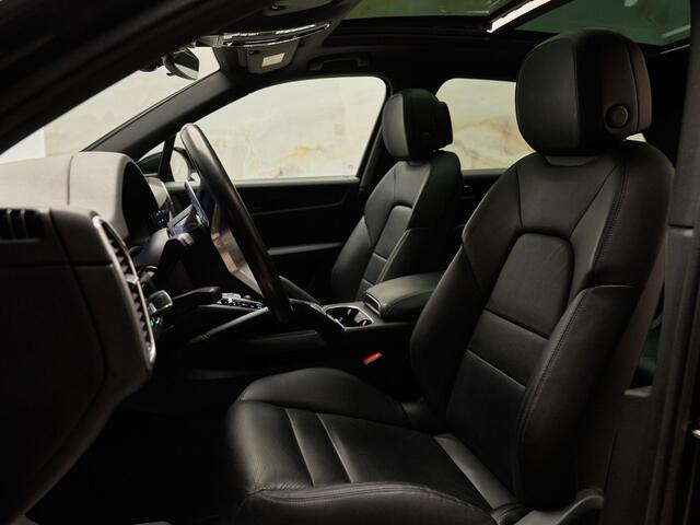 Porsche CAYENNE 3.0 E-Hybrid, Bose, pano, 21", sportchrono, luchtv., surround vieuw, ACC, keyless, privacy