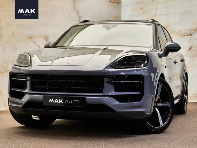 Porsche CAYENNE 3.0 E-Hybrid, Akrapovic, Target Blu Eye, Burmester, Exclusive Manufaktur, Rear Seat Entertainment, SportDesign, 4W-best, luchtv., memory, bijrijdersdisplay, matrix-LED, tr.haak, 22", InnoDrive, HUD, NP183k
