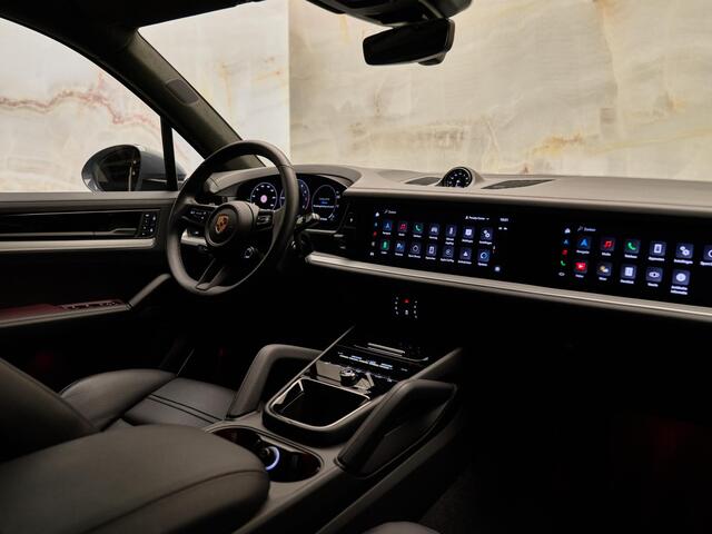 Porsche CAYENNE 3.0 E-Hybrid, Akrapovic, Target Blu Eye, Burmester, Exclusive Manufaktur, Rear Seat Entertainment, SportDesign, 4W-best, luchtv., memory, bijrijdersdisplay, matrix-LED, tr.haak, 22", InnoDrive, HUD, NP183k