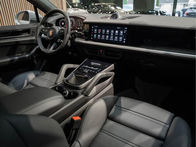 Porsche CAYENNE Coupé E-Hybrid Carbon 3.0 E-Hybrid Pano Bose Innodrive