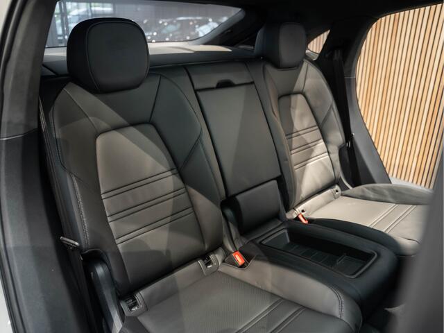 Porsche CAYENNE Coupé E-Hybrid Carbon 3.0 E-Hybrid Pano Bose Innodrive