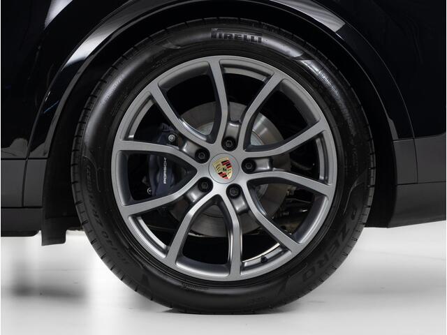 Porsche CAYENNE Coupé E-Hybrid