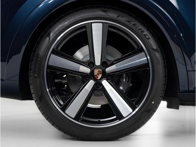 Porsche CAYENNE Coupé E-Hybrid