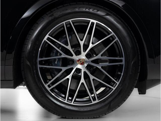 Porsche CAYENNE Coupé E-Hybrid