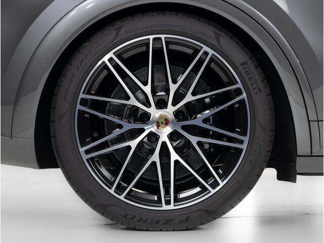 Porsche CAYENNE Coupé Turbo E-Hybrid