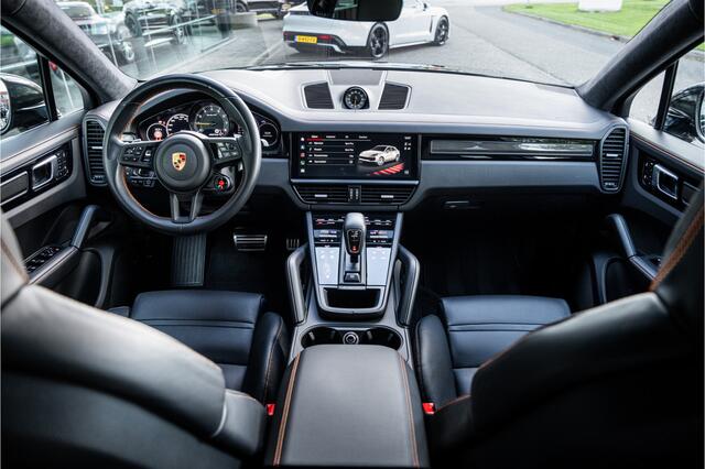 Porsche CAYENNE Coupé 4.0 Turbo GT ** Carbon ** Softclose ** InnoDrive ** Ventilatie NP 293K