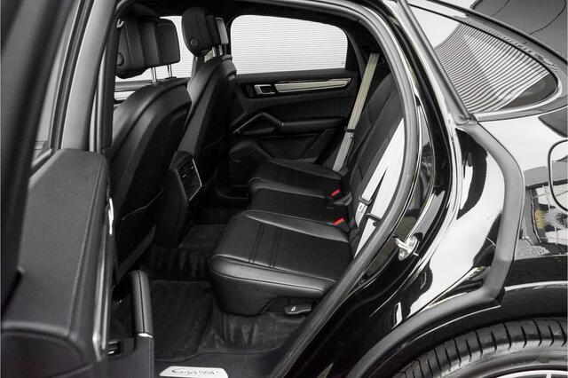 Porsche CAYENNE Coupé 3.0 E-Hybrid Platinum Sport Design Luchtv ACC Nachtzicht HUD 22" Trekhaak