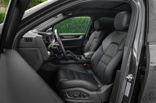 Porsche CAYENNE E-Hybrid 470pk | BOSE | Pano | El. Trekhaak | Luchtv | Achterasbest | 360Gr