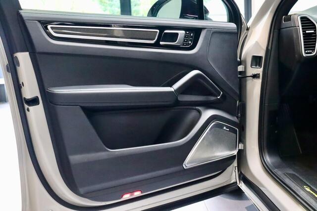 Porsche CAYENNE Coupé 3.0 E-Hybrid 1e EIG|TechArt|PANO|VOL