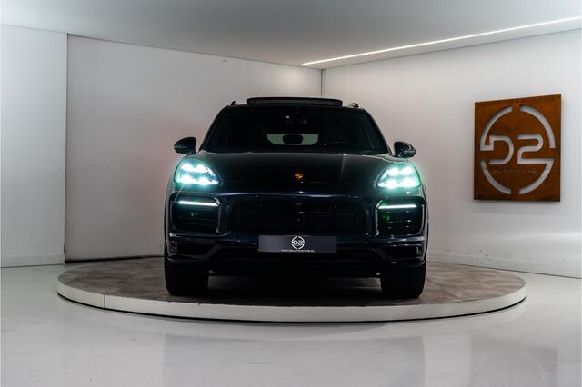 Porsche CAYENNE 3.0 E-Hybrid Platinum Edition 462PK | NL AUTO | 1e Eigenaar NAP | Sport Design | Pano | Bose | Meedraaiende achteras | VOL OPTIE! 12 MND Garantie