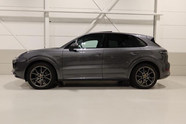 Porsche CAYENNE 3.0 E-Hybrid I Sport Chrono I 360 camera I eerste eigenaar I org NL I Panoramadak