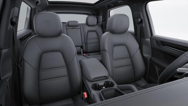 Porsche CAYENNE E-Hybrid Black Edition