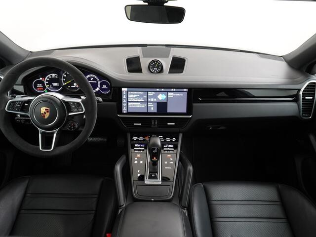 Porsche CAYENNE Coupé 3.0 E-Hybrid Panoramadak | 1e Eigenaar | Dealer onderhouden | 360 Camera