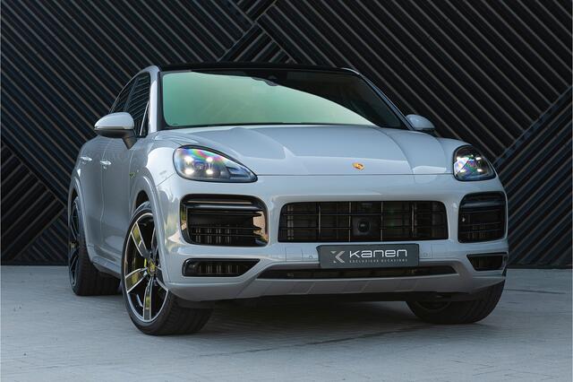 Porsche CAYENNE Coupé 3.0 E-Hybrid Sport Design Pano GTS stoel PDLS Head Up Sport Chrono Nachtz. 360Cam Luchtv. Trekhaak