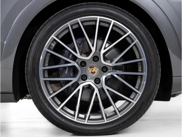 Porsche CAYENNE Coupé E-Hybrid