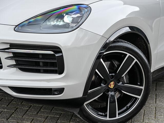 Porsche CAYENNE Coupé 3.0 E-Hybrid | PANORAMADAK | NL-AUTO | SPORT CHRONO | 360 CAMERA | LEDER | ADAPTIEVE DEMPING | BOSE AUDIO
