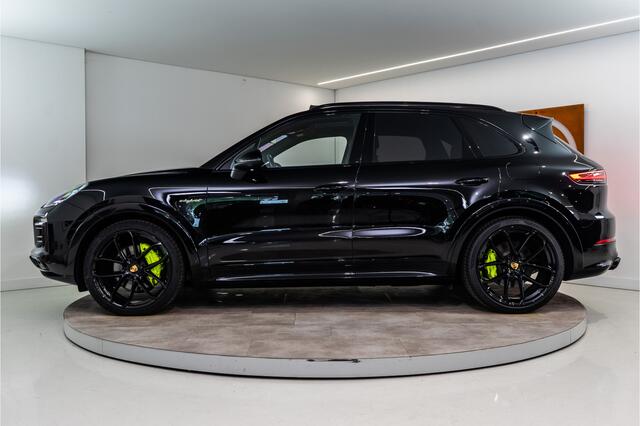 Porsche CAYENNE 3.0 E-Hybrid 462PK | Sport Design | Pano | 22'' | Luchtvering | Bose | Garantie