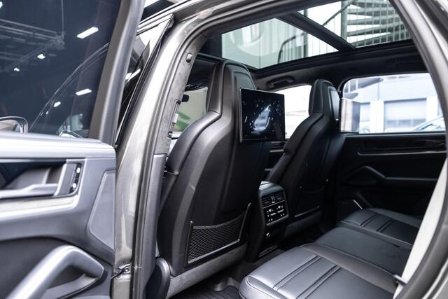 Porsche CAYENNE 3.0 E-Hybrid | Sport Design | Burmester | NL | Full Options