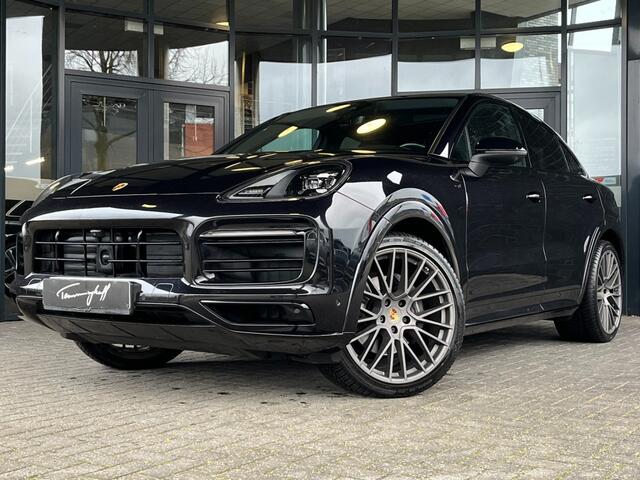 Porsche CAYENNE COUPÃ 3.0 E-HYBRID - ORG. NL. - SPORT CHR. - PANO - 4-WIELST. - 22 INCH