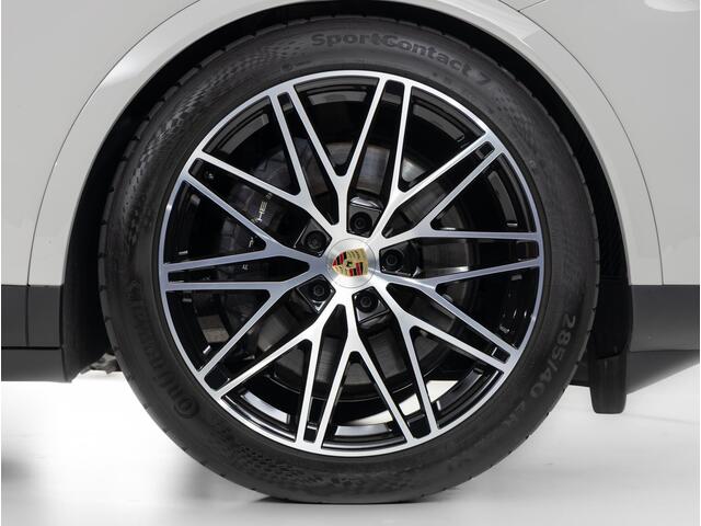 Porsche CAYENNE Coupé E-Hybrid