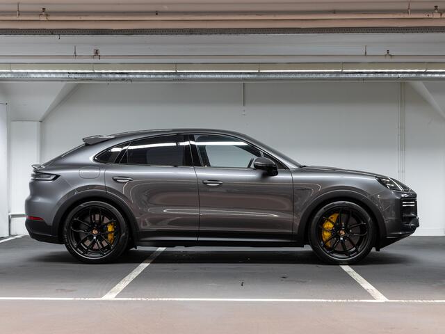 Porsche CAYENNE Turbo E-Hybrid Coupé met GT Pakket