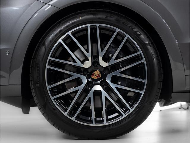 Porsche CAYENNE E-Hybrid Black Edition