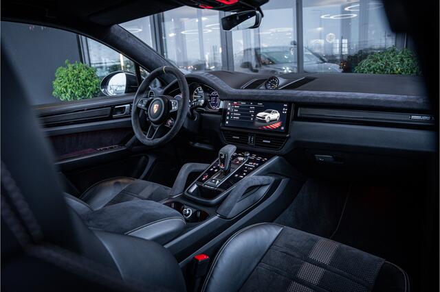 Porsche CAYENNE Coupé 4.0 Turbo GT - Mahogany Metallic | Sport Chrono + | Alcantara | Bose | Memory
